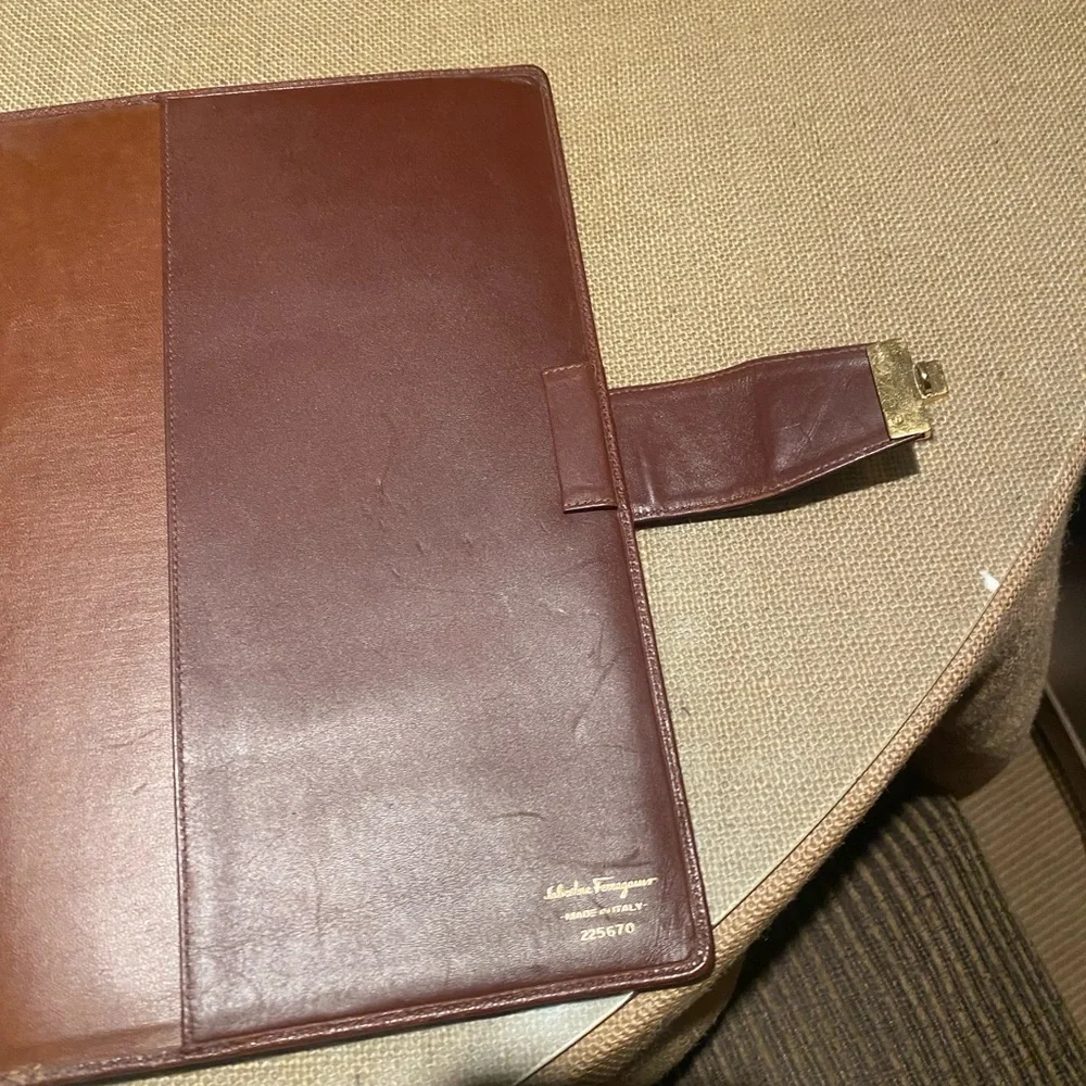 Elegant Brown Leather Ferragamo Notebook